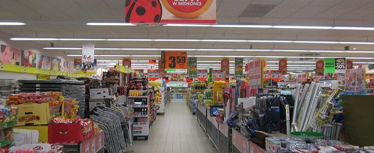 Biedronka znów zaskoczyła. W sieciówce kupisz supertanio produkty do domu, które sprawią Ci wiele radości