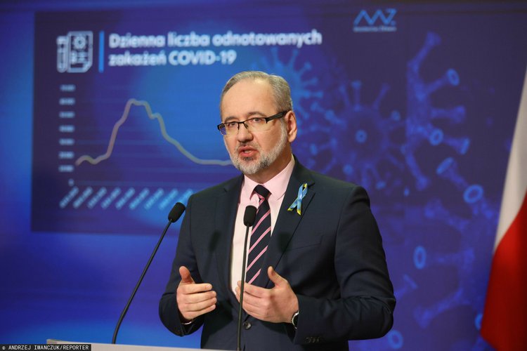 Zmiany w wystawianiu e-recept. Minister Zdrowia podpisał doniesienie do prokuratury na 10 lekarzy 