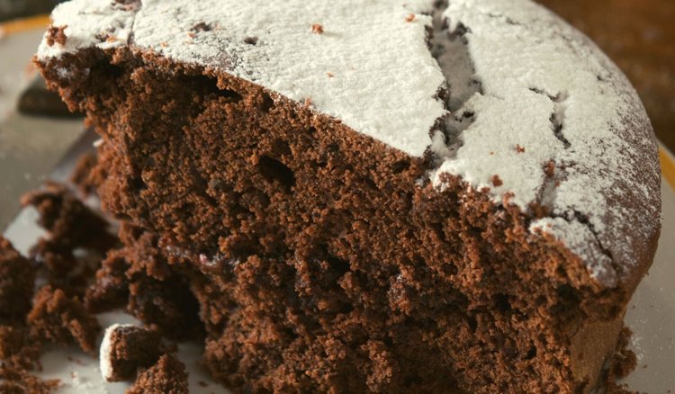 Ania zdradziła, jak zrobić czekoladowy biszkopt. Sekretem są 3 łyżki pewnego produktu