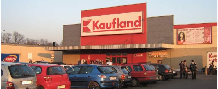 Kaufland podnosi pensje do nawet 4100 zł brutto. Dorzuci też większe premie