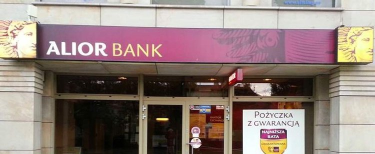 Wyborcza nieoficjalnie: PZU chce sprzedać Alior Bank. Wszystko przez słabą sytuację finansową