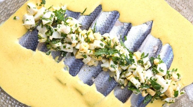 Śledzie w curry. Orientalny przysmak wprost ze Skandynawii