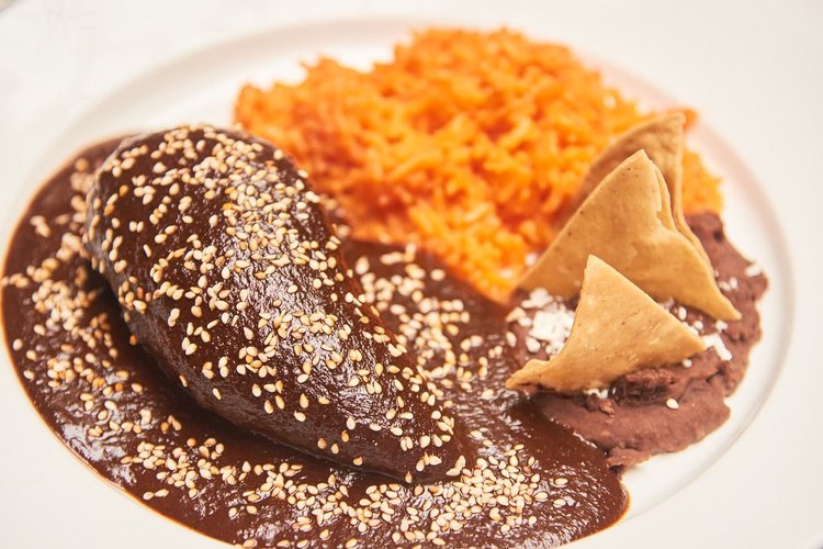 Sos mole poblano - hiszpańska tradycja