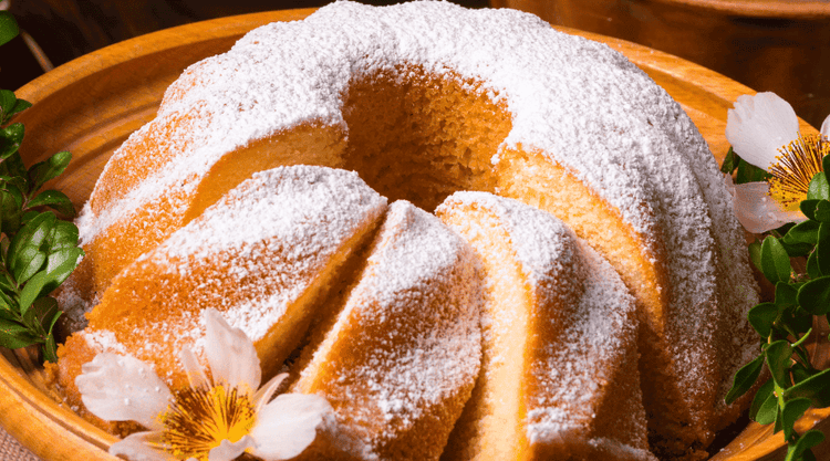 Babka wielkanocna piaskowa. Puszysta i wyrośnięta