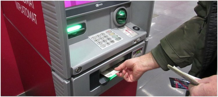 Jak co weekend: utrudnienia w bankach. Sprawdź, czy w Twoim banku nie będzie przerwy technicznej