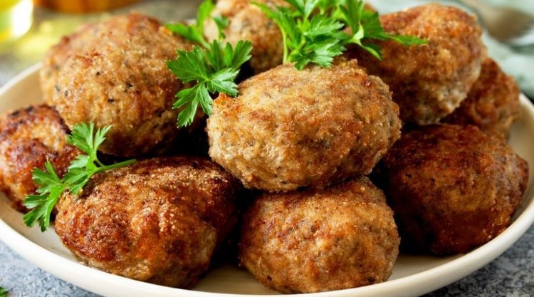 Kotlety mielone z dynią i szczypiorkiem