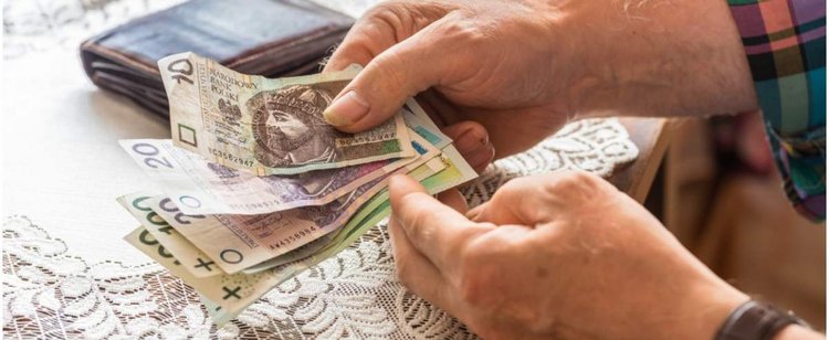 Senat zawalczy nie tylko o emerytów z 1953 roku. Więcej pieniędzy z emerytury też dla pozostałych seniorów?