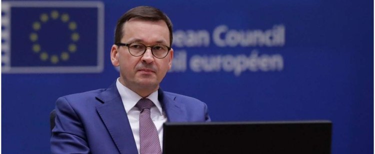 Morawiecki w końcu ujawnił, kiedy się zaszczepi. Padła jedna konkretna data