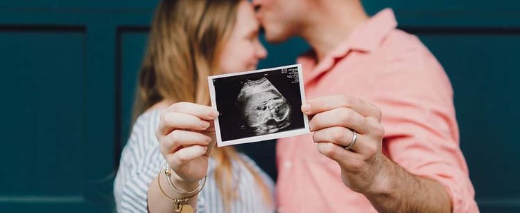 Rząd zastąpił in vitro Narodowym Programem Prokreacyjnym. Urodziło się jedynie 294 dzieci
