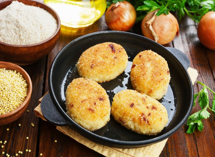 Kotlety curry z kaszy jaglanej