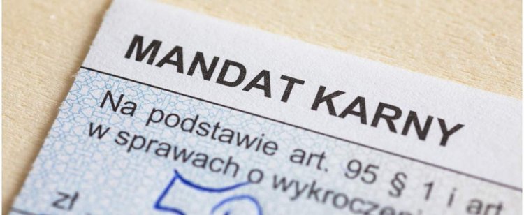 O jeden mandat mniej. Senat pozytywnie rozpatrzył zmiany w prawie drogowym
