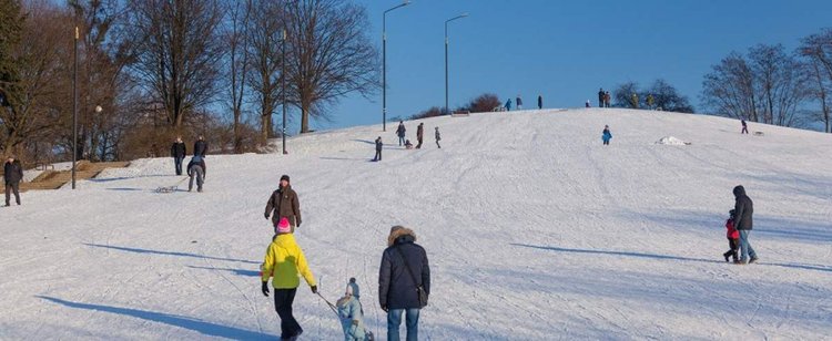 Jednak jest szansa na prawie normalne ferie dla dzieci. Będą mogły skorzystać z jednej formy wypoczynku