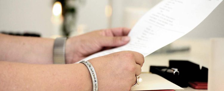 Kiedy musimy otrzymać świadectwo pracy i co powinno zawierać?