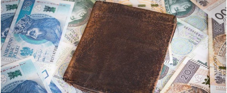 300 tys. Polaków musi nastawić się na wyższy podatek. Trzeba zacisnąć pasa