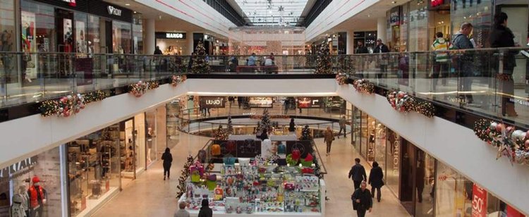Trwają pracę nad ograniczeniem zakazu handlu. Jeden wariant przywraca same niedziele handlowe