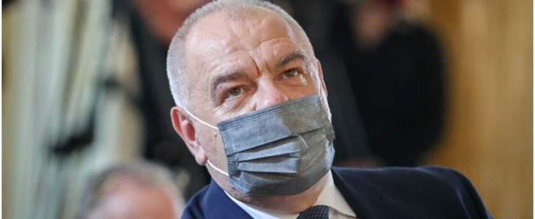 Cztery razy był na kwarantannie, piąty z koronawirusem. Jacek Sasin zakażony, ale czuje się dobrze