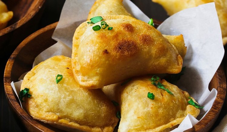 Hitowe pierogi z piekarnika. Dobre na obiad i przekąskę, na ciepło i zimno