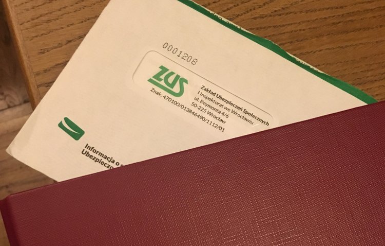 ZUS wysyła ważne informacje przedsiębiorcom. 158,8 tys. już dostało