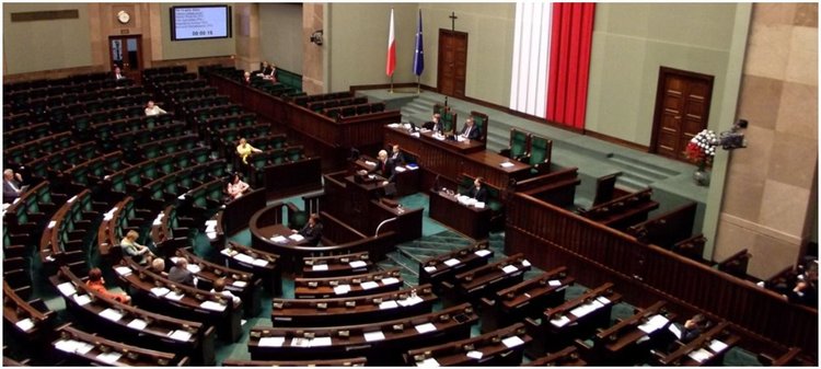 Pensje medyków zabezpieczone. Sejm zajął się ustawą