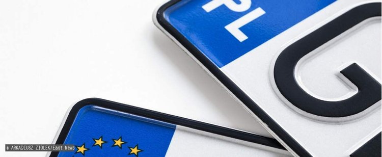 Wprowadzane są zmiany w tablicach rejestracyjnych. Jeden element, bez którego już nie pojedziesz