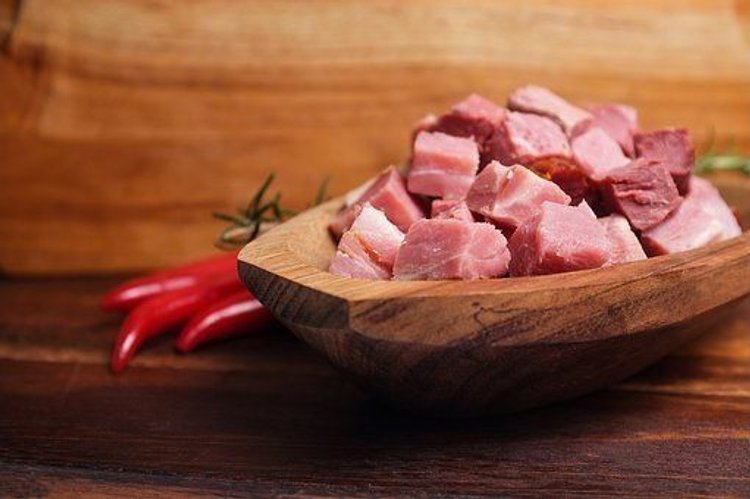 Młoda kapusta z łazankami i boczkiem
