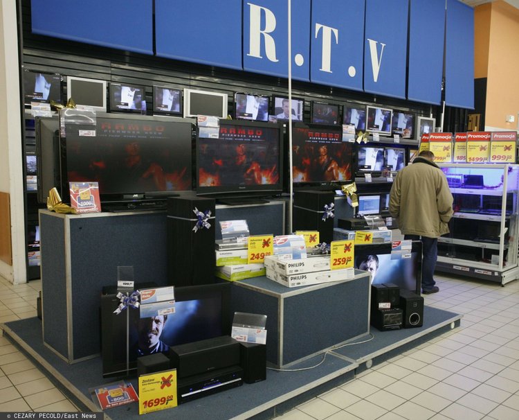 Produkty elektroniczne będą droższe. Smartfony jednak bez podatku