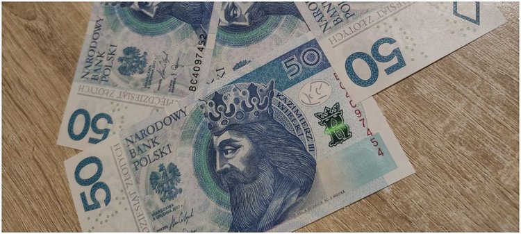 Opłata za śmieci na poziomie 150 zł. Ma to być maksymalna stawka
