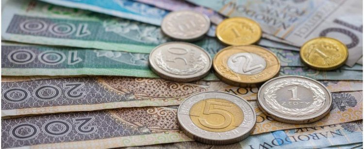 PKB Polski znowu w dół. Niektórym sektorom udało się jednak uniknąć problemów
