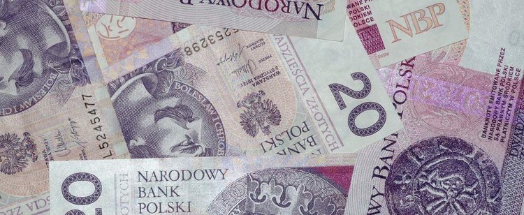 Dodatkowy zasiłek dla rodziców także we wrześniu. Minister podaje warunki, jakie trzeba spełnić