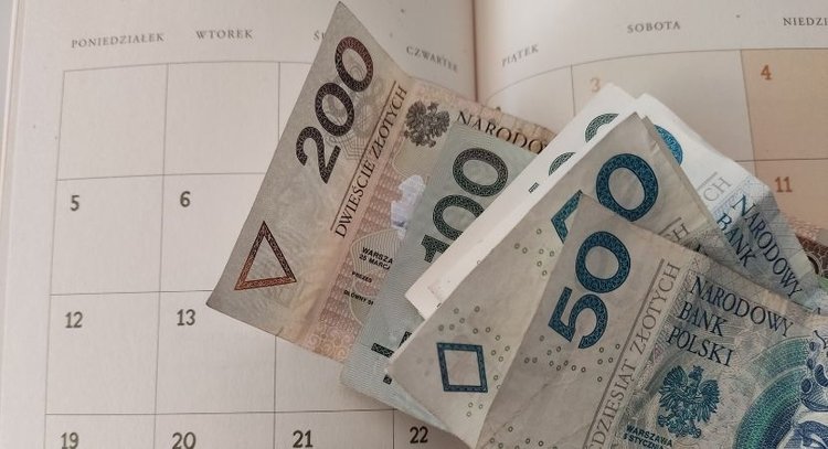ZUS przypomina o nowych terminach opłacania składek