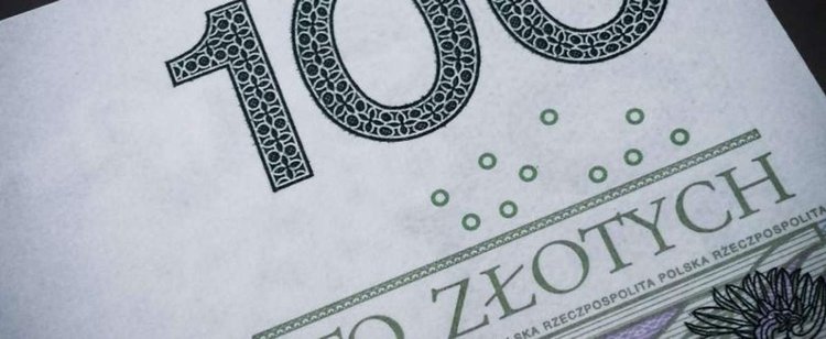 Jeden detal na banknocie 100 zł może sprawić, że się nieźle wzbogacisz. Kolekcjonerzy polują na nie od dawna