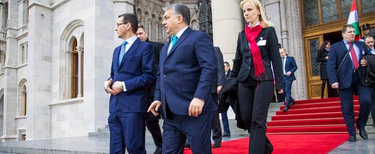 Polska blokuje unijny budżet. We wspólnocie wrze, Holandia mówi o "opcji atomowej"
