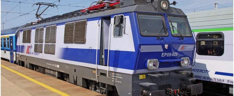 Nowy rozkład jazdy PKP przed Świętami. Dużo miłych niespodzianek dla podróżnych