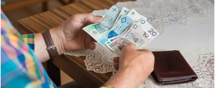 ZUS czy IKE - oto jest pytanie. Niestety, dla Polaków to jak wybór mniejszego zła