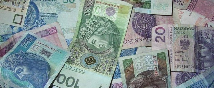 Jest kwota płacy minimalnej 2021. Mimo protestów rząd zdania nie zmienia