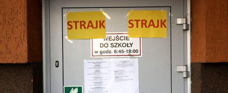 Czy nauczycielom należą się podwyżki? Opinie są różne