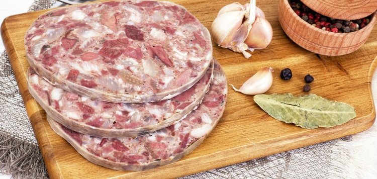 Jak zrobić domowy salceson?