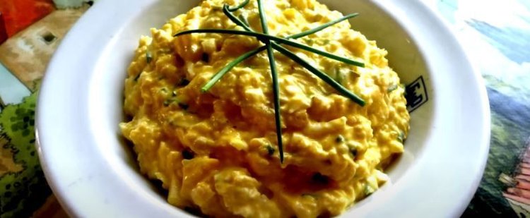 Wyborna pasta kanapkowa z ogórków kiszonych