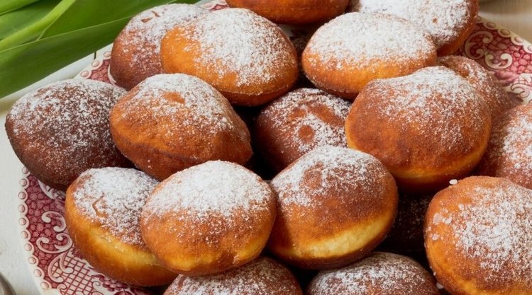 Prosty przepis na przepyszne pączki z ziemniaków