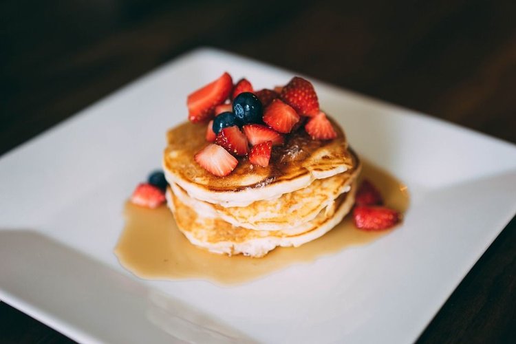 Pancakes - przepis na obłędnie puszyste naleśniki