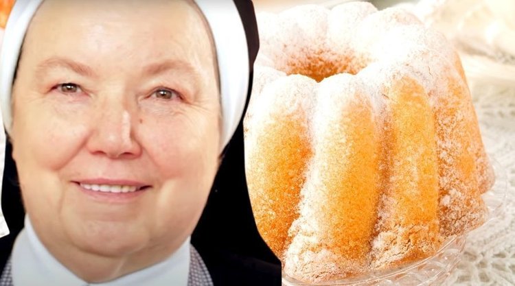 Pyszna wielkanocna babka od siostry Anastazji. Dodatek uwielbianego owocu zachwyci każdego