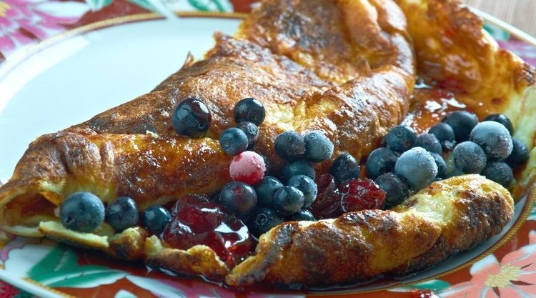 Śniadaniowy omlet bez jajek i mleka