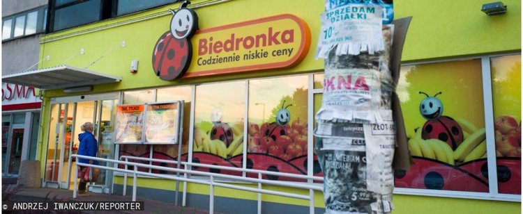 Biedronka rozdała 28 tysięcy paczek z prezentami. Ty też możesz ją otrzymać