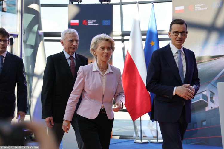 Morawiecki: Pieniądze z UE poważnie wzmocnią naszą suwerenność, spór z Komisją Europejską musi zostać zakończony