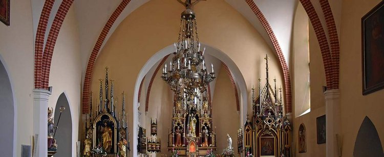 Nowe obostrzenia w kościołach. Pilne spotkanie ministra z hierarchami