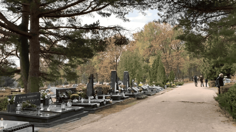 Projekt ustawy o cmentarzach i chowaniu zmarłych. Nowe przepisy mają być bardziej precyzyjne