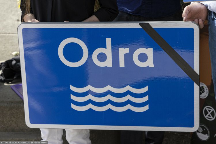 Ustawa o szczególnym wsparciu podmiotów poszkodowanych w związku z sytuacją ekologiczną na rzece Odrze uchwalona przez Sejm