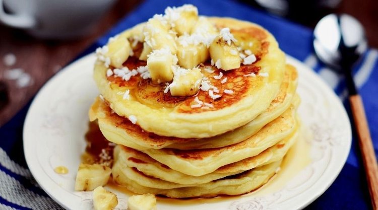 Proste i pyszne śniadanie - przepis na placki bananowe