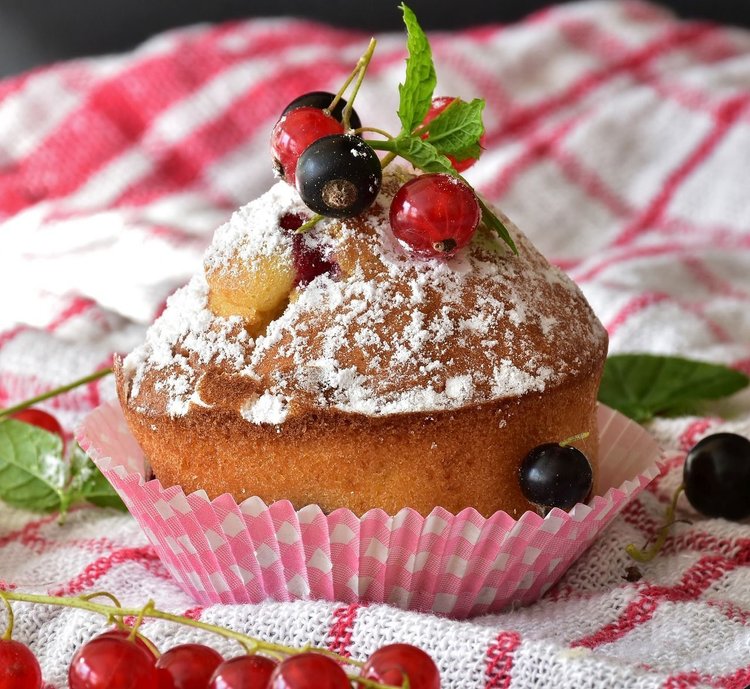 Orzeźwiające, pyszyste muffiny porzeczkowe