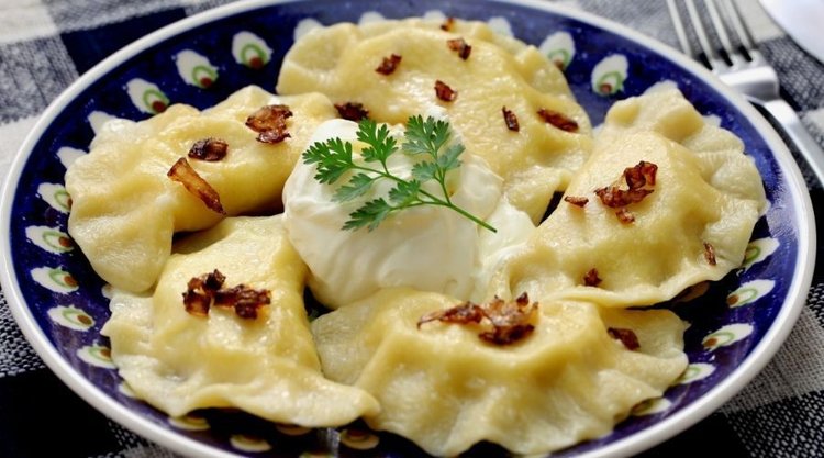 Tradycyjne, autentyczne pierogi ruskie według babci Irenki
